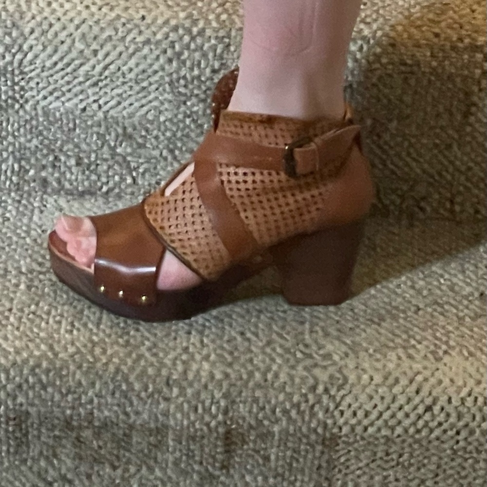 Free People clog sandal - Picture 2 of 4